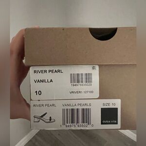 BNIB Dolce Vita River Pearl Slip on Heel